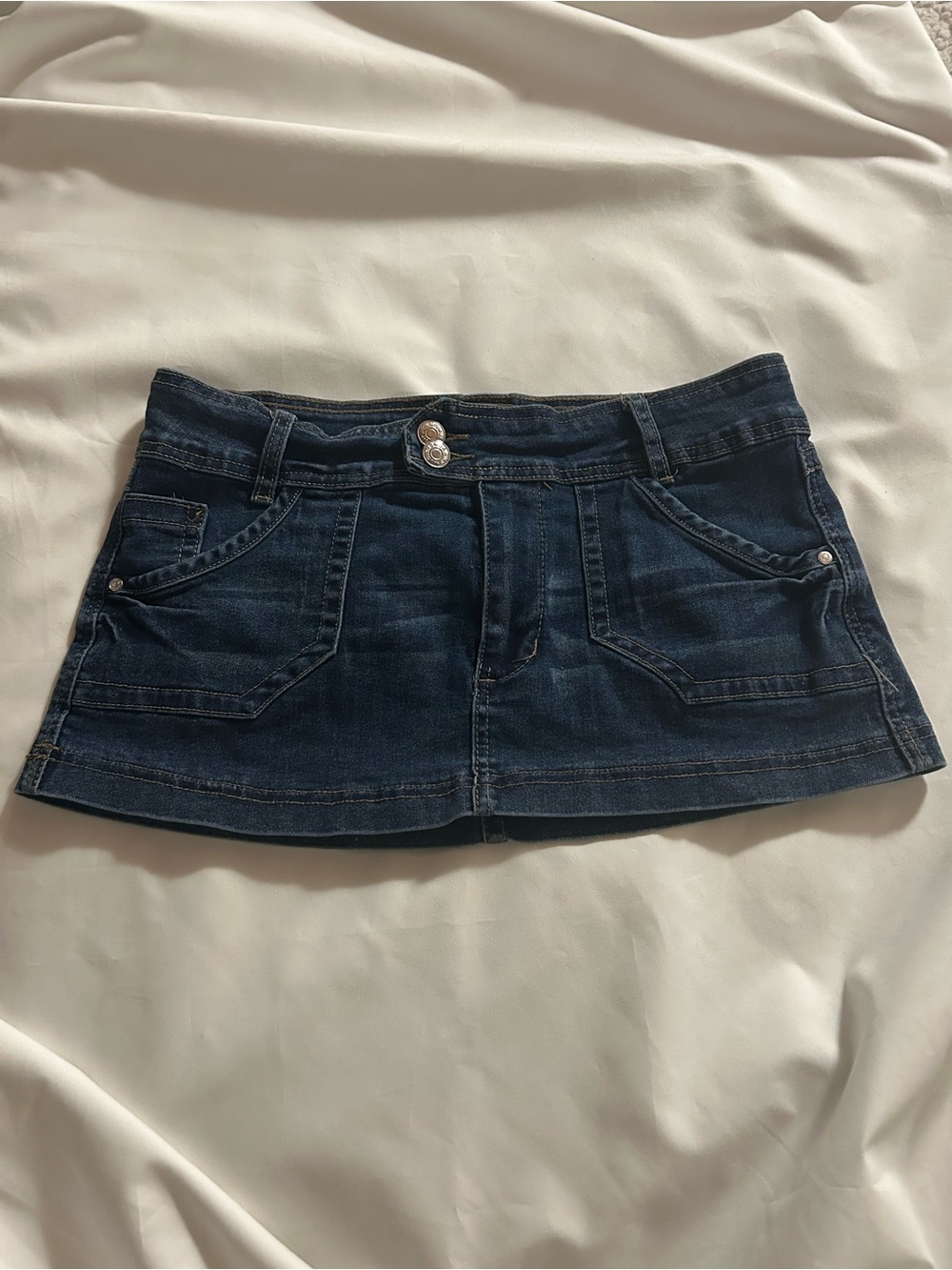 Jeans Subcategory Classification - Picture 2 of 6